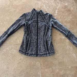 LULULEMON Define Jacket black and white white size 8